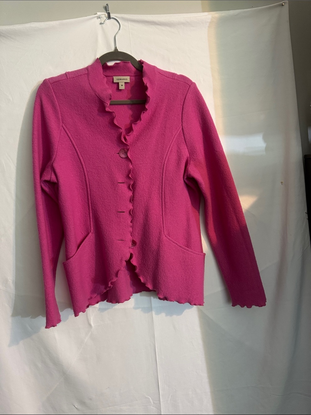 Vineyard Vines Women's Bright Pink Ruffle-Trim Cardigan
